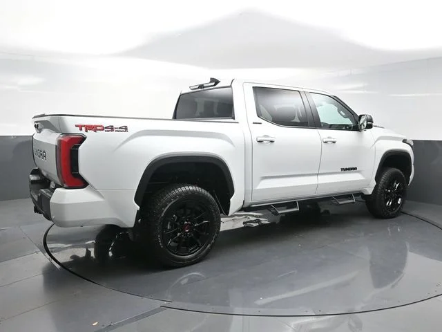 Used 2024  Toyota  image 7