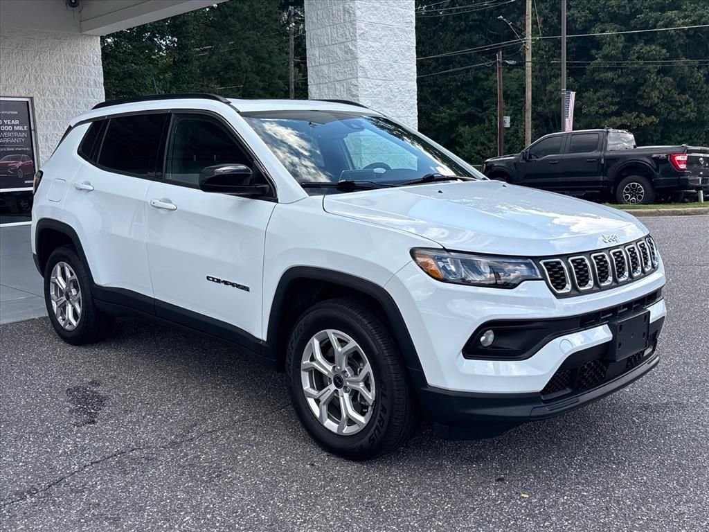 2025 Jeep Compass Latitude - Photo 22