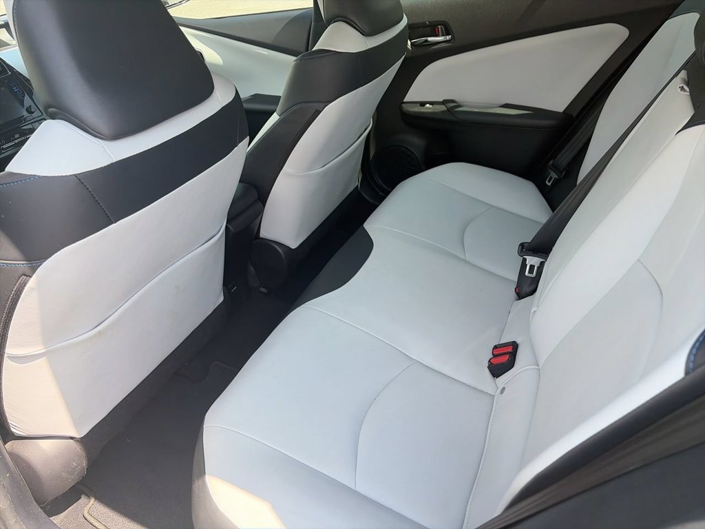 Used 2017  Toyota Two image 13