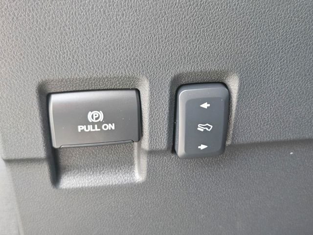 Used 2025 Black Ford Platinum image 27