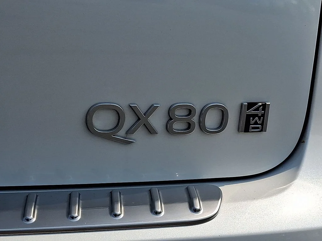 Used 2026 White INFINITI PURE image 10