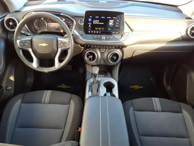 Used 2024 White Chevrolet LT image 18