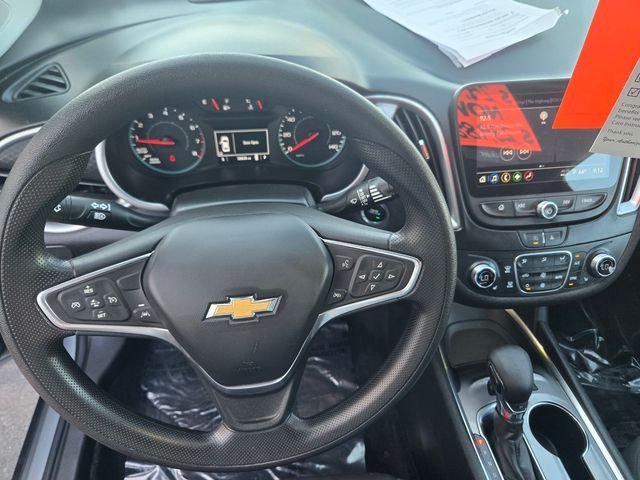 Used 2023 Gray Chevrolet LT image 19