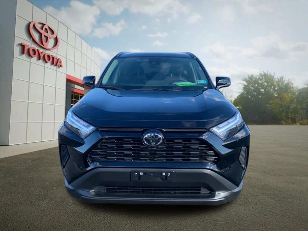 Used 2025 Black Toyota XLE image 8