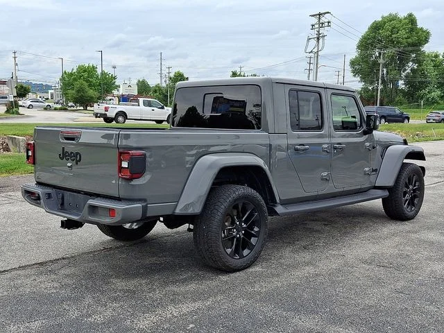 Used 2022 Gray Jeep Overland image 6