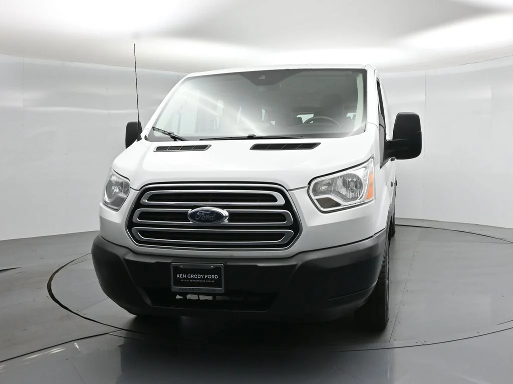Used 2019 White Ford XLT image 56