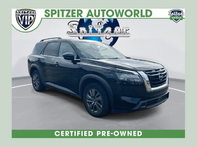 2024 Nissan Pathfinder SV