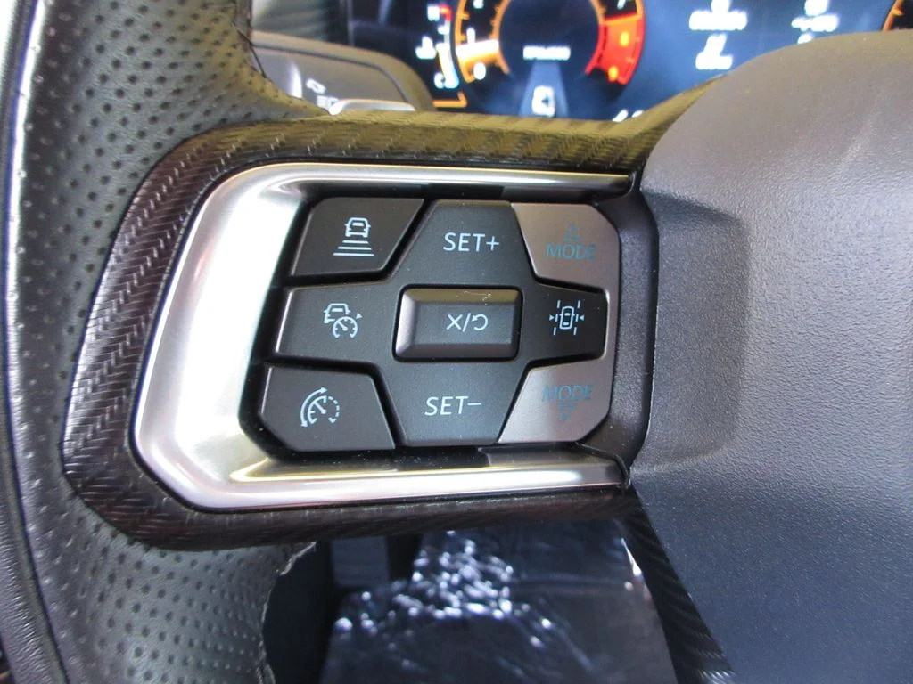 Certified Used 2024 Gray Metallic Ford GT Premium image 17