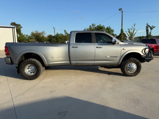 Used 2022 Billet Silver Metallic Clearcoat Ram Longhorn image 6