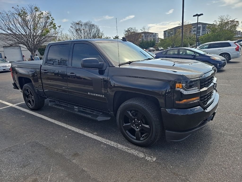 2018 Chevrolet Silverado 1500 Custom 4X4 Crew Cab Short Box's photo