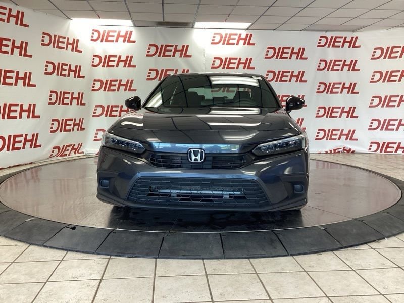 Used 2024  Honda Sport image 2