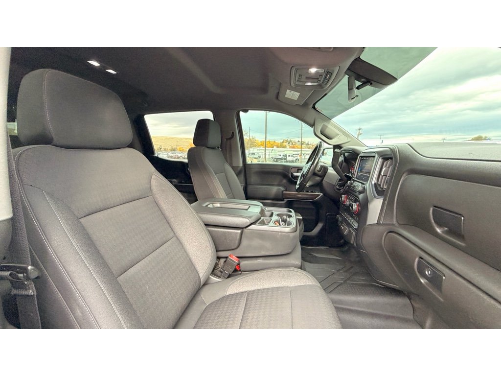 Used 2021 Silver Chevrolet LT image 10