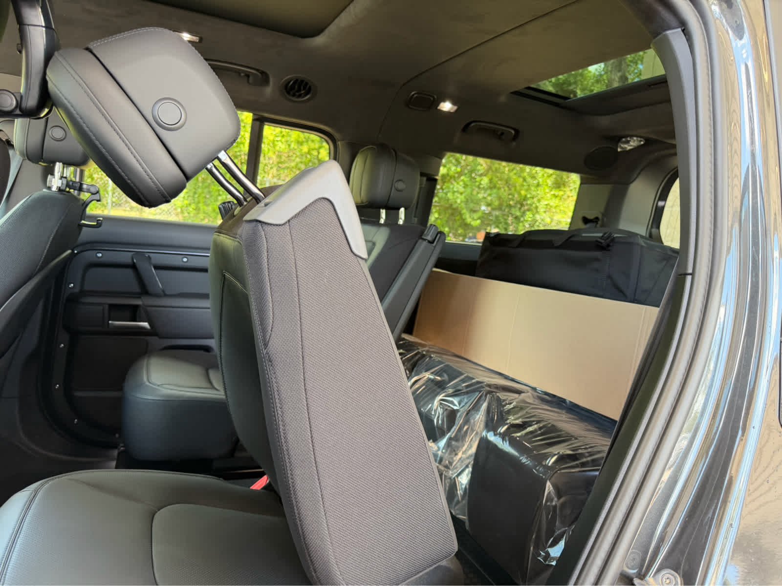 New 2026 Carpathian Grey Land Rover X image 13