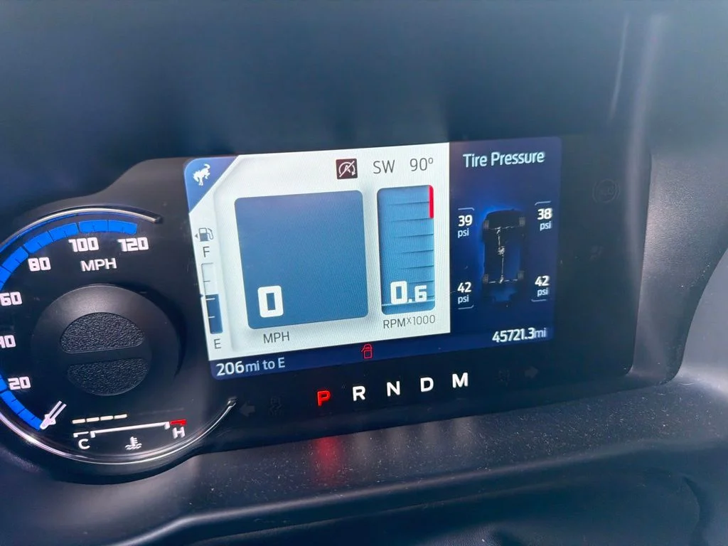 Used 2022 Gray Ford Wildtrak image 15