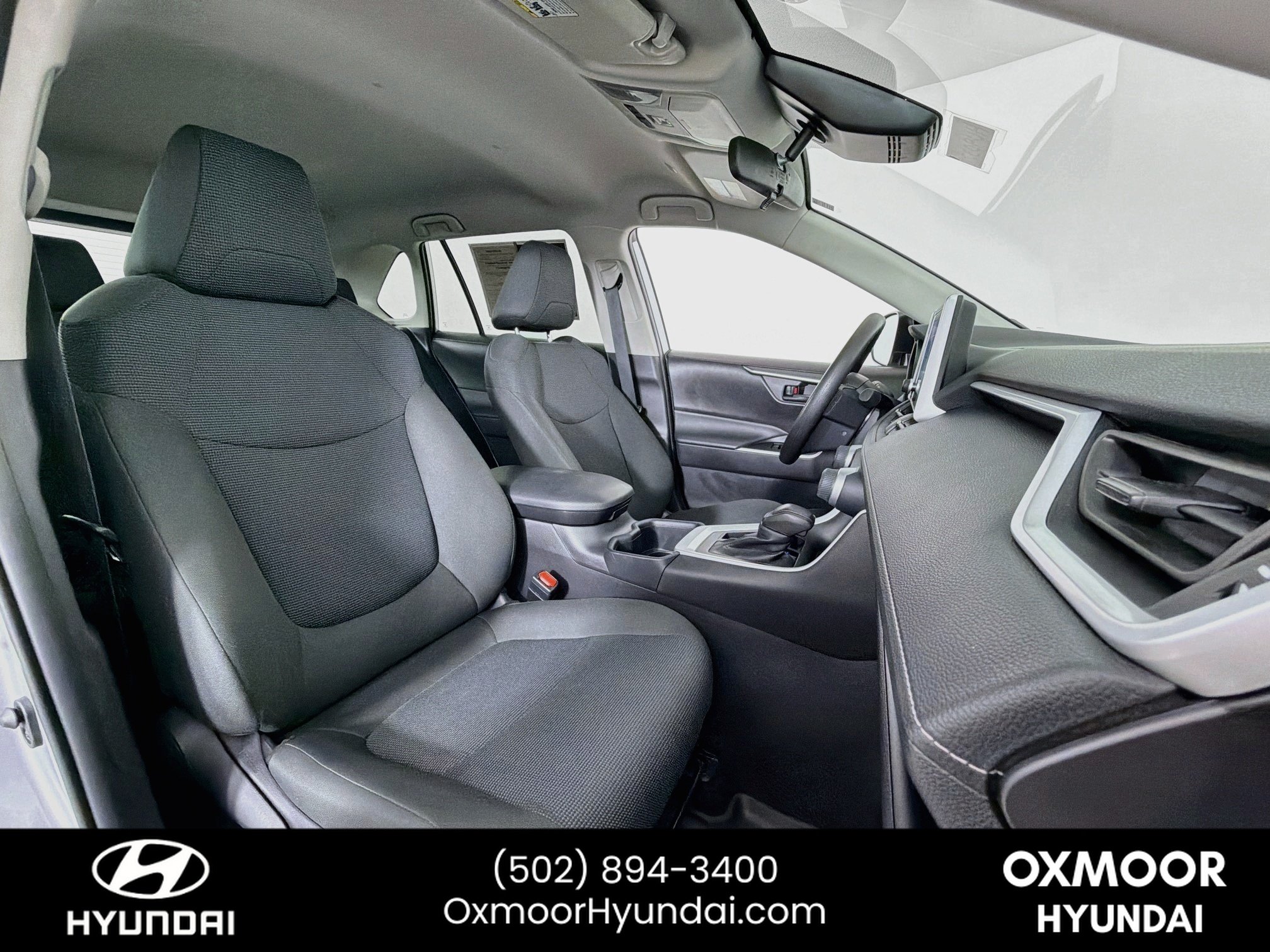 Used 2025 Silver Sky Metallic Toyota LE image 27