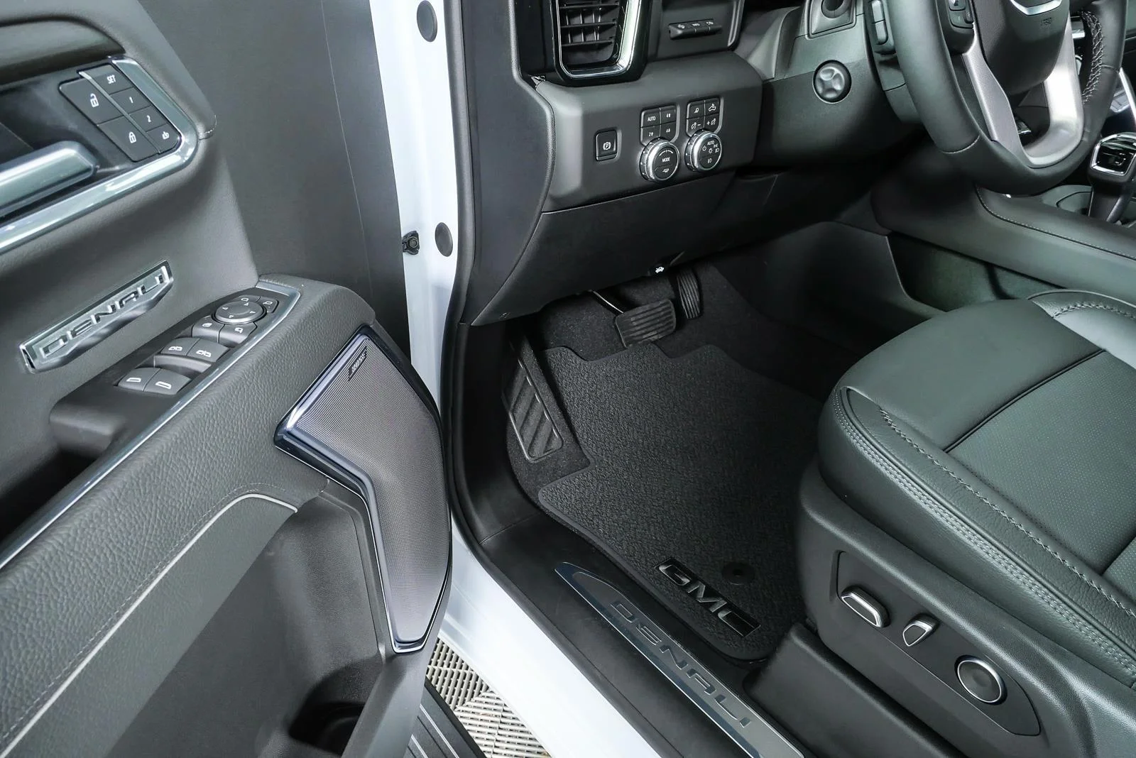 New 2026 Glacier White Tricoat GMC Denali image 8