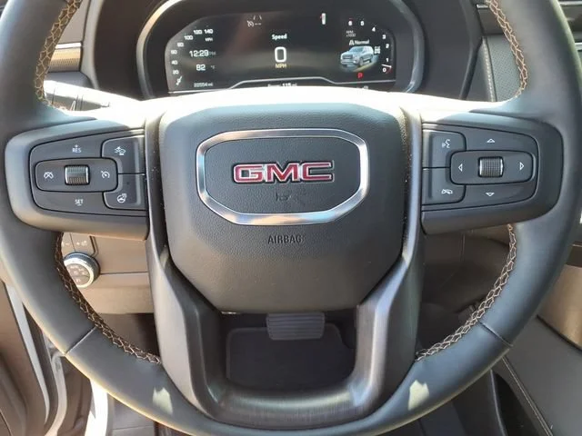2023 GMC Yukon AT4 - Photo 11