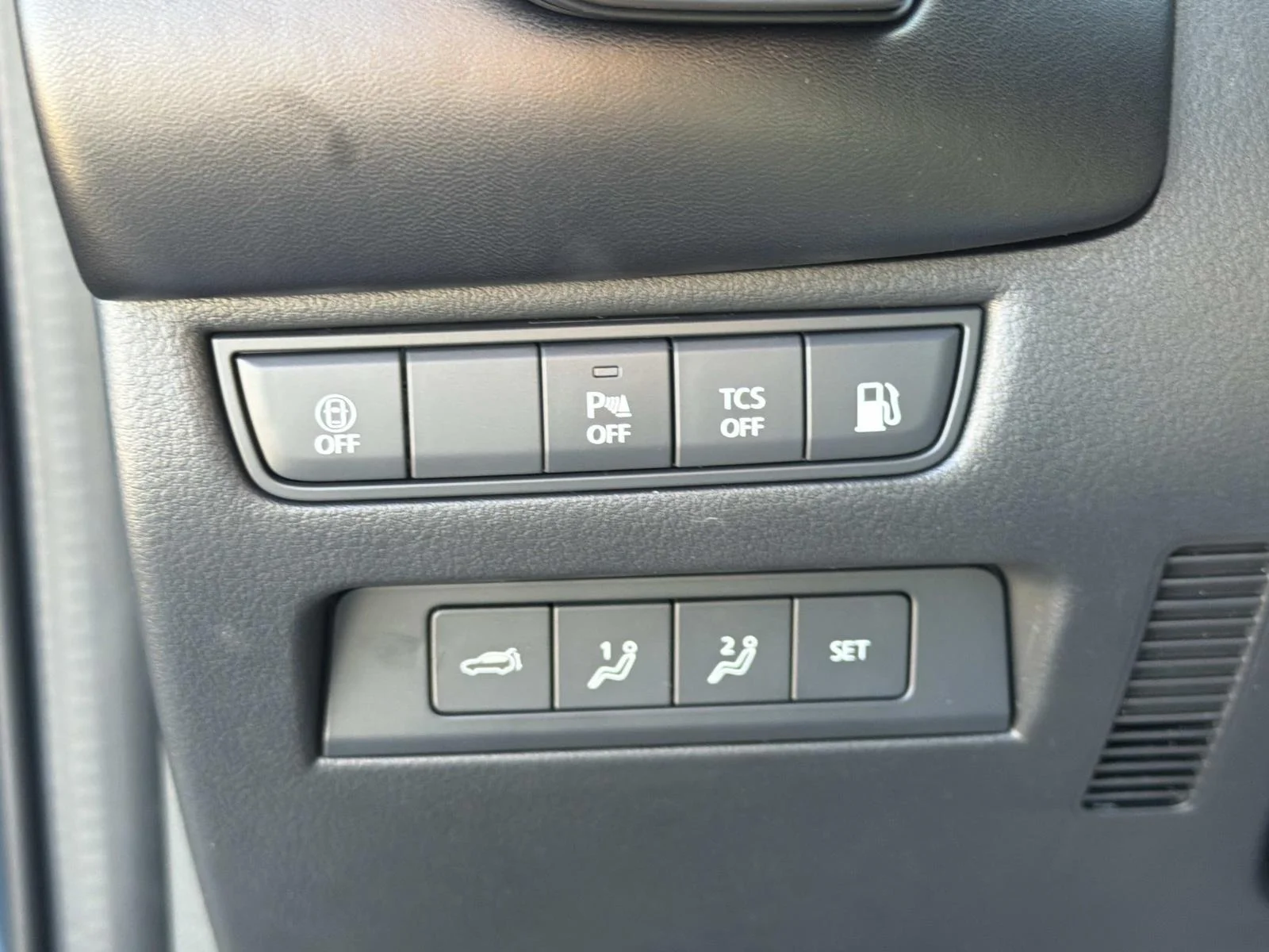 2026 Mazda CX-50 Premium - Photo 17