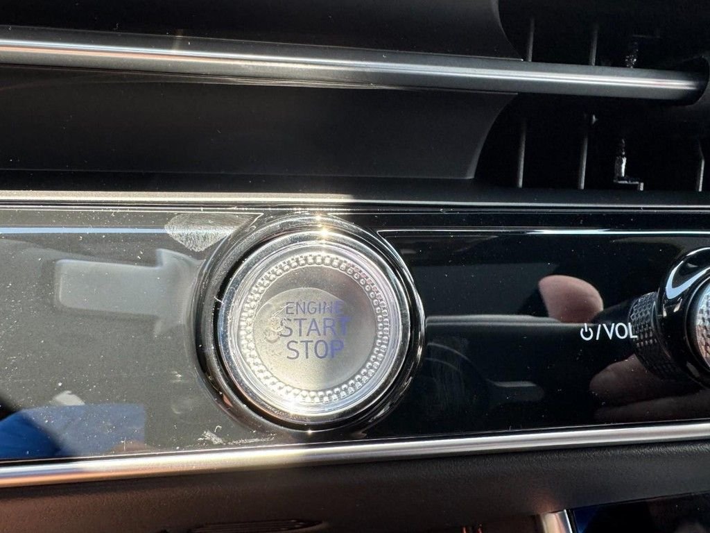 2026 GENESIS GV70 Sport Prestige - Photo 18