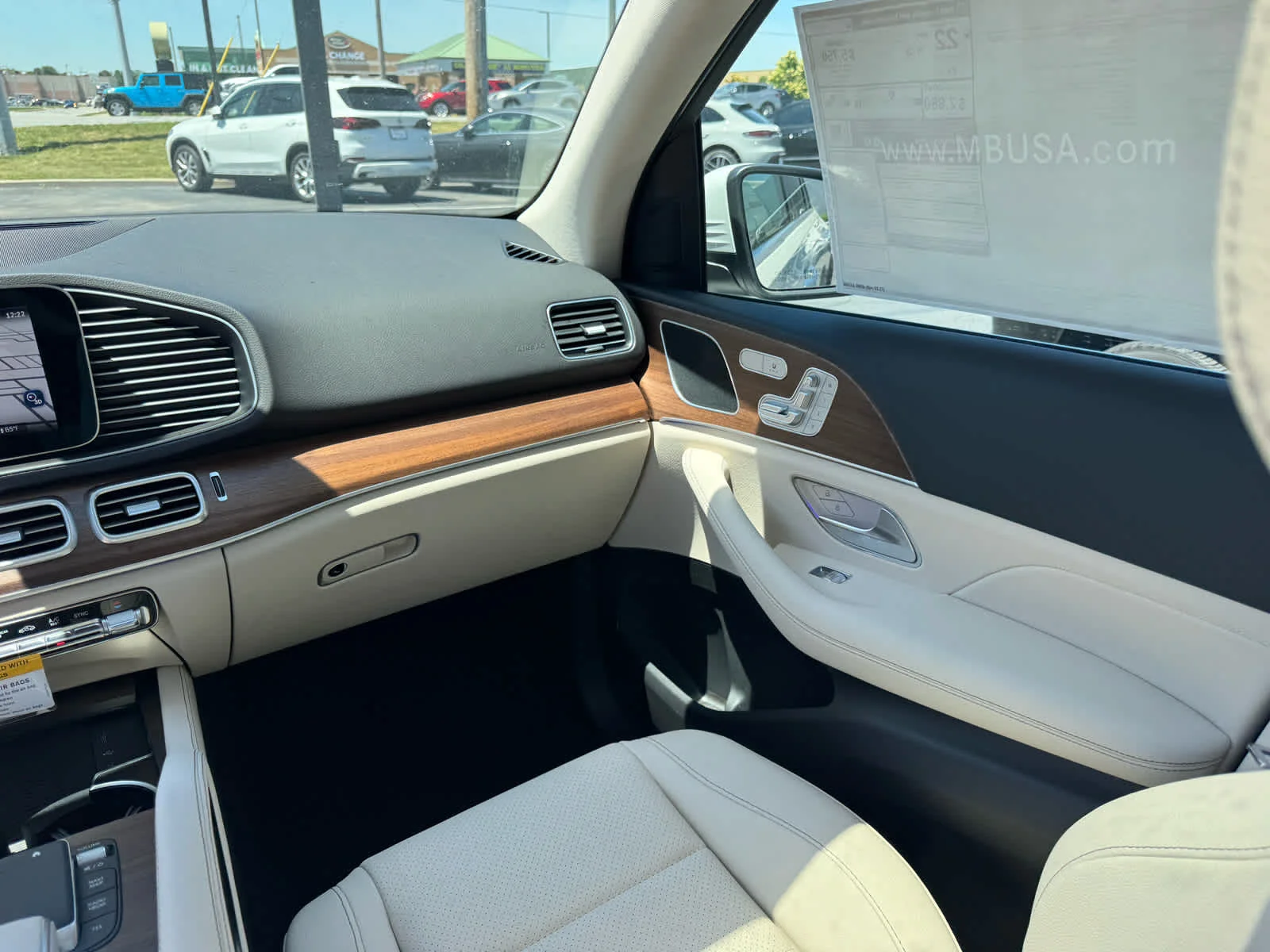 New 2026 Polar White Mercedes-Benz GLE 350 image 39