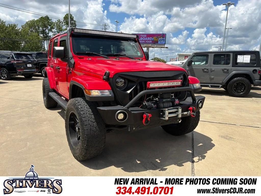 Used 2020 Red Jeep Unlimited Sahara Altitude image 2