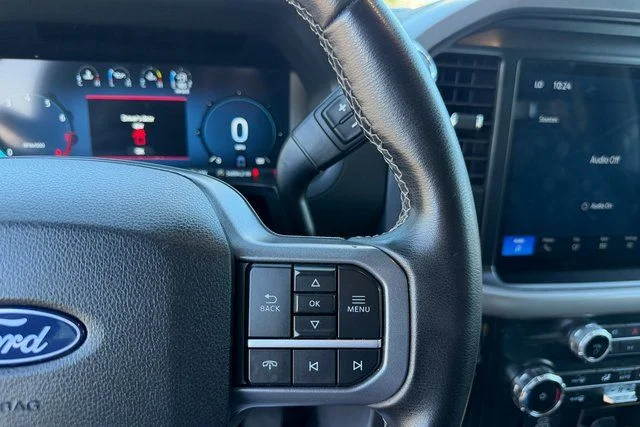 Used 2025 Black Ford XLT image 16