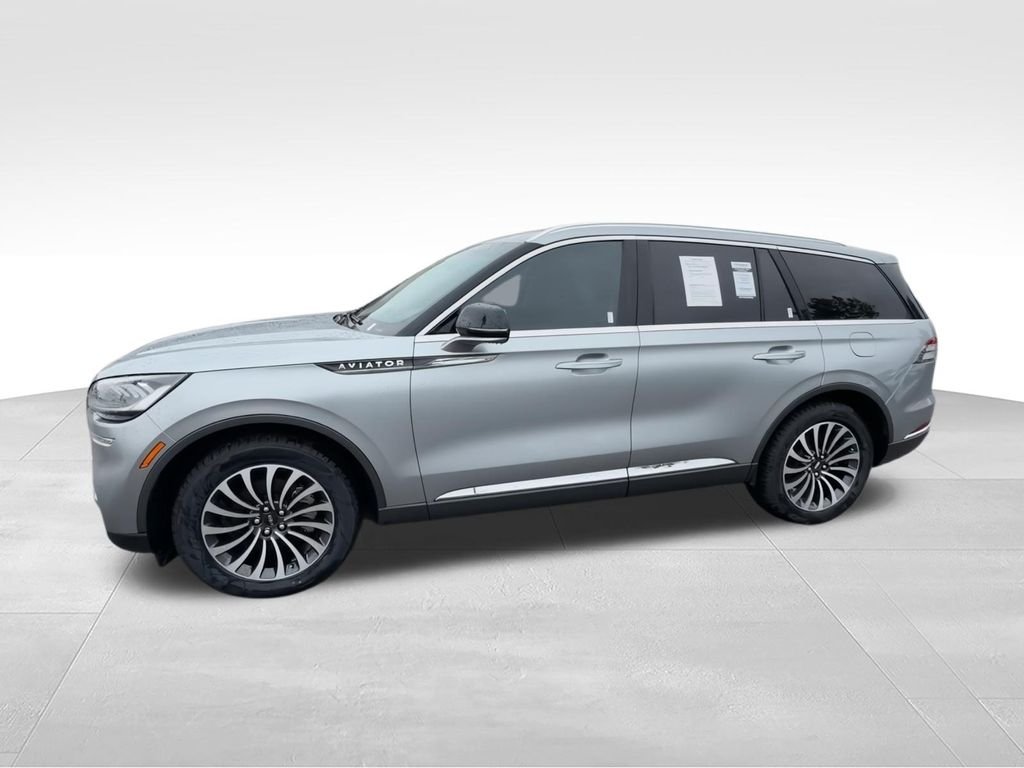 Used 2023 Silver Lincoln Standard image 5