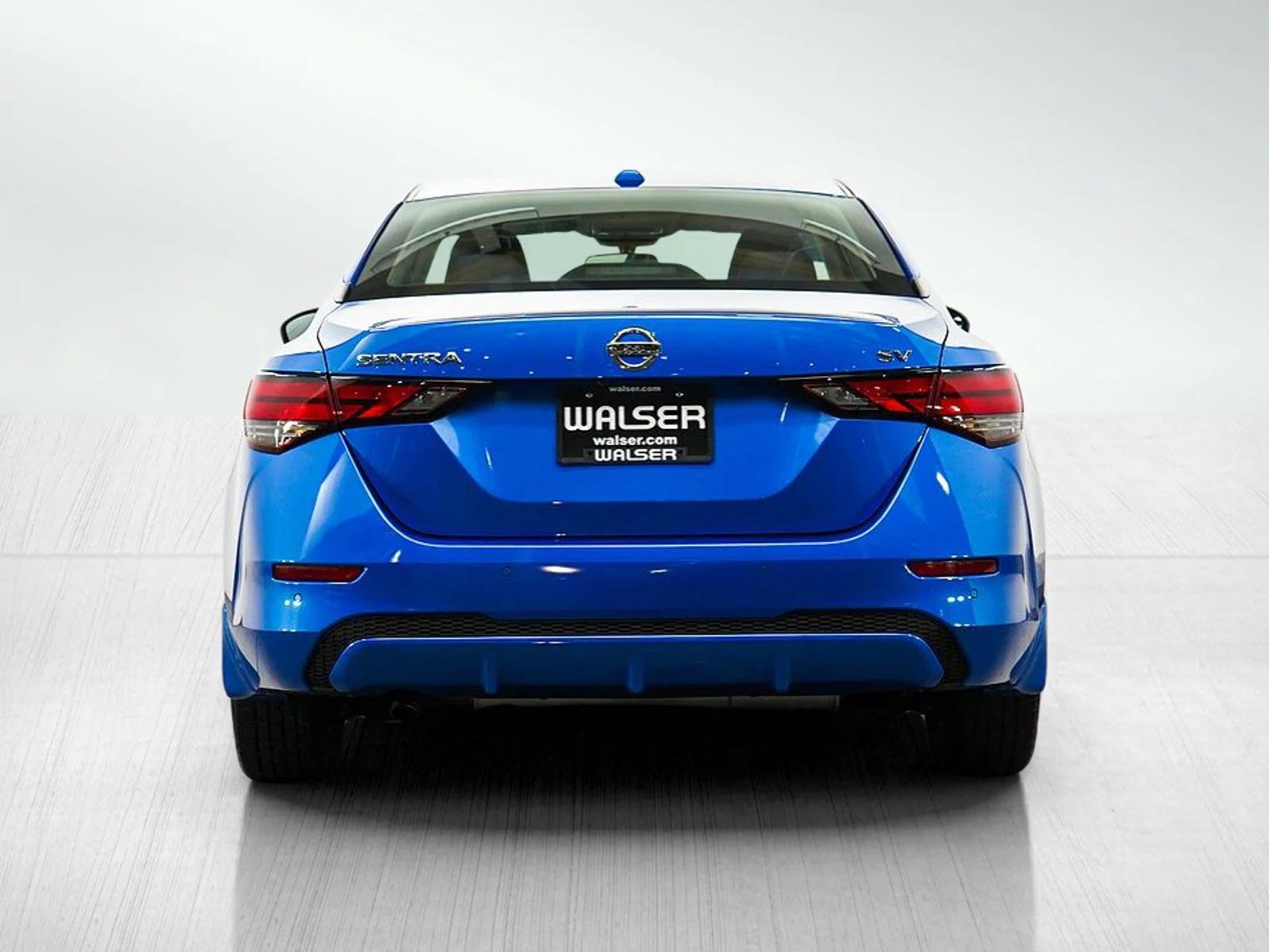 Used 2021 Electric Blue Metallic Nissan SV image 4