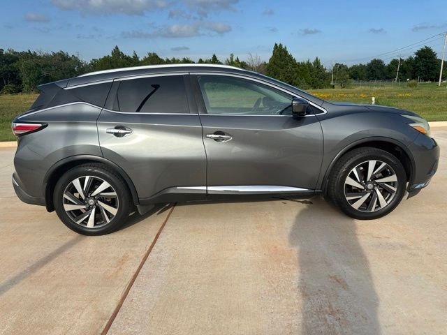 Used 2016 Gray Nissan Platinum image 4