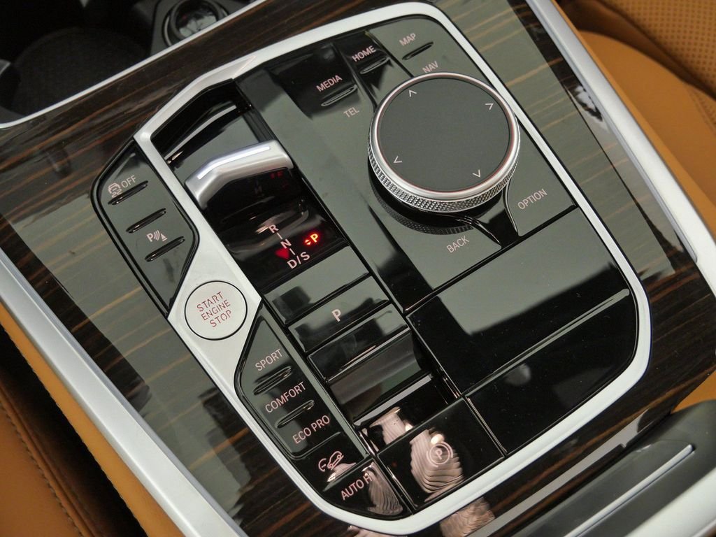 New 2026 Skyscraper Grey Metallic BMW xDrive40i image 48