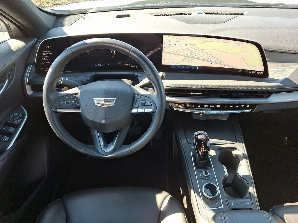 2025 Cadillac XT4 Premium Luxury - Photo 12