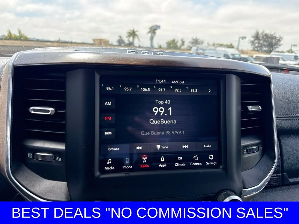 Used 2021 Silver Ram Laramie image 9