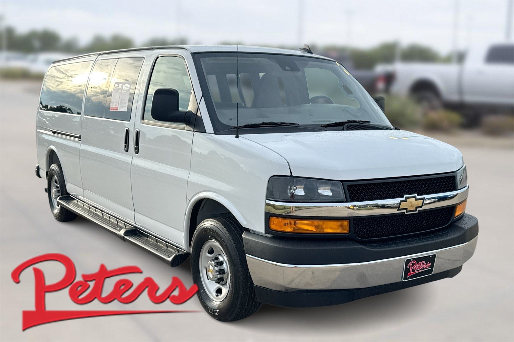 2025 Chevrolet Express Passenger LT