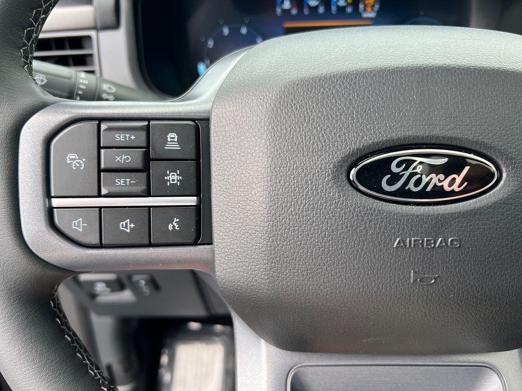 New 2026 Black Ford Lariat image 34