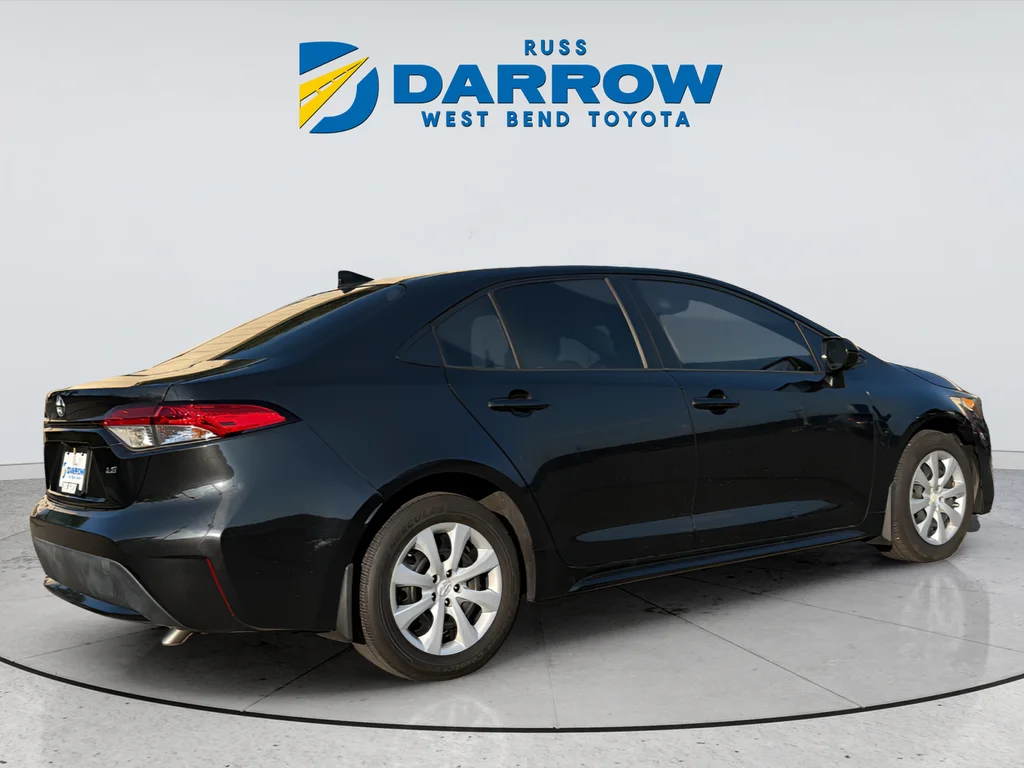 Used 2022 Black Toyota LE image 5
