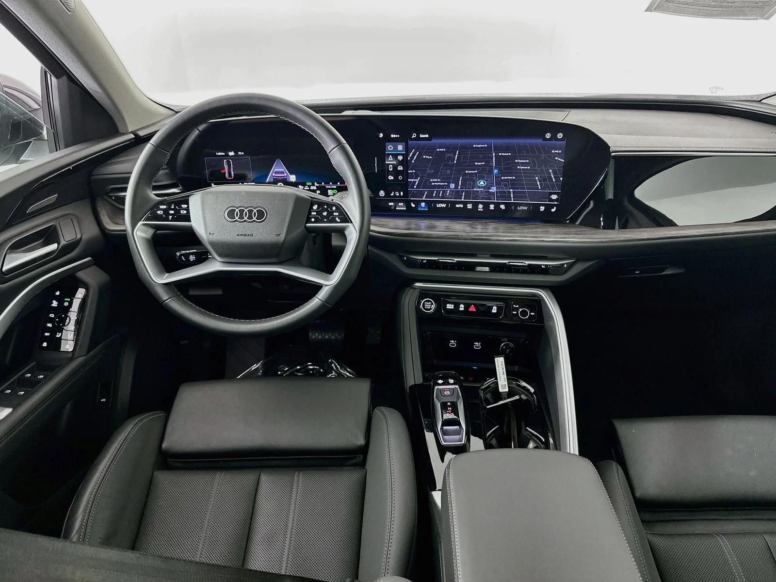 Used 2025 Tambora Gray Metallic Audi 2.0T Premium Plus Adaptive Cruise Vented Seats image 20