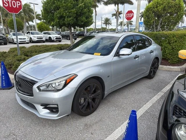2019 INFINITI Q70 3.7 LUXE's photo