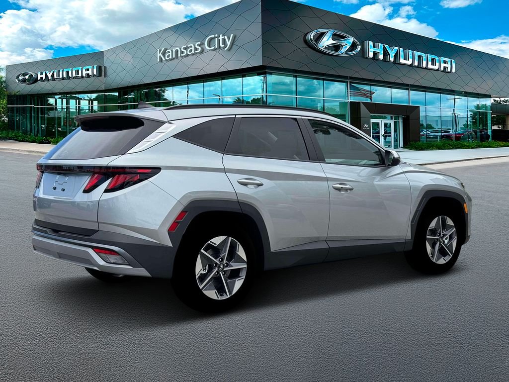 New 2026 Shimmering Silver Hyundai SEL image 8