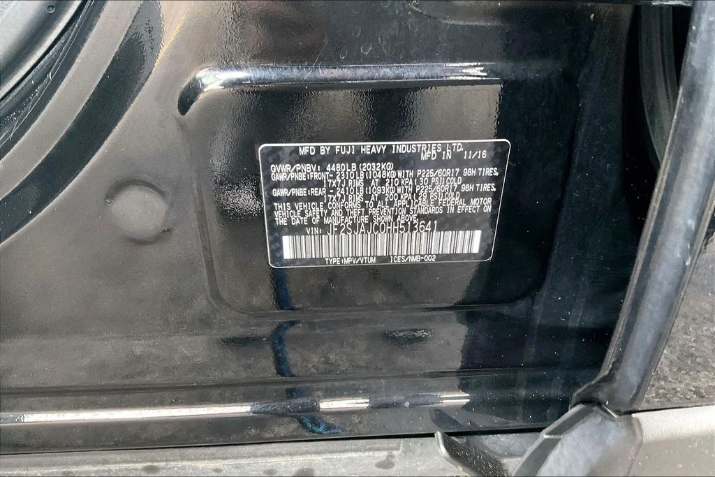 Used 2017 Black Subaru 2.5i Limited image 37