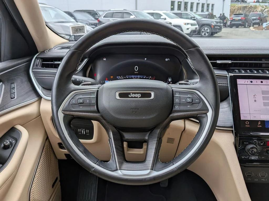 Used 2022 Black Jeep Limited image 15