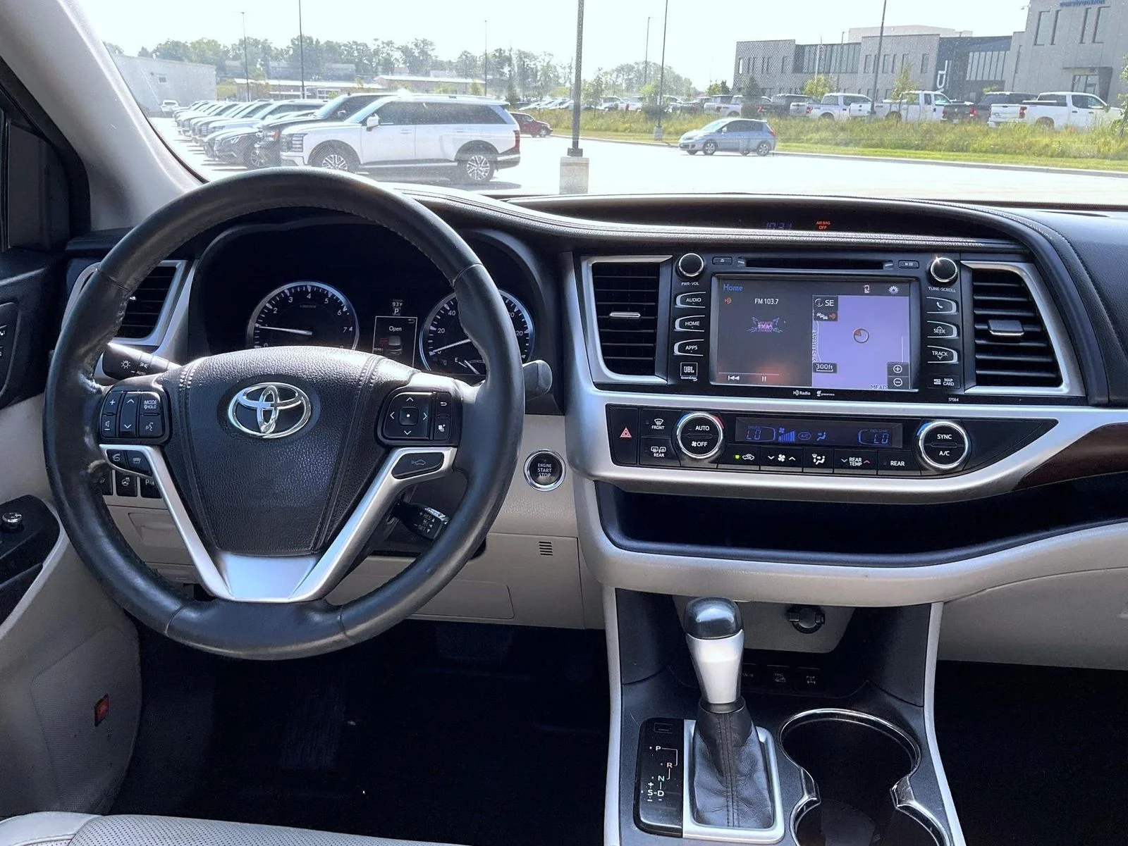 Used 2014 Black Toyota Limited Platinum V6 image 13