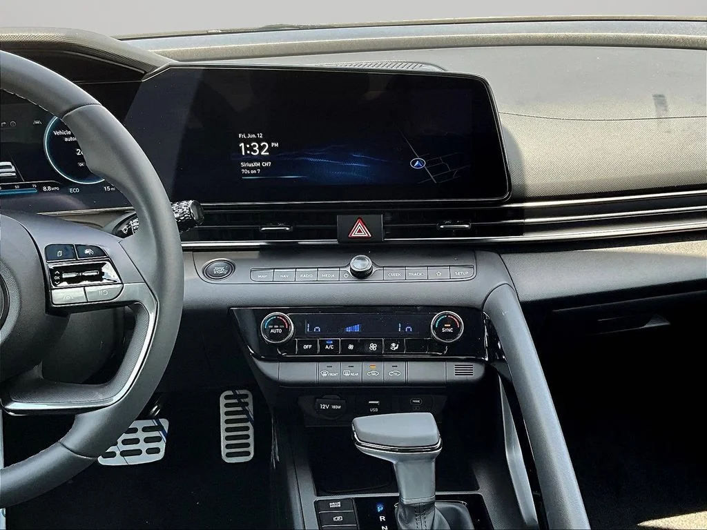 New 2026 Silver Hyundai SEL Sport image 6