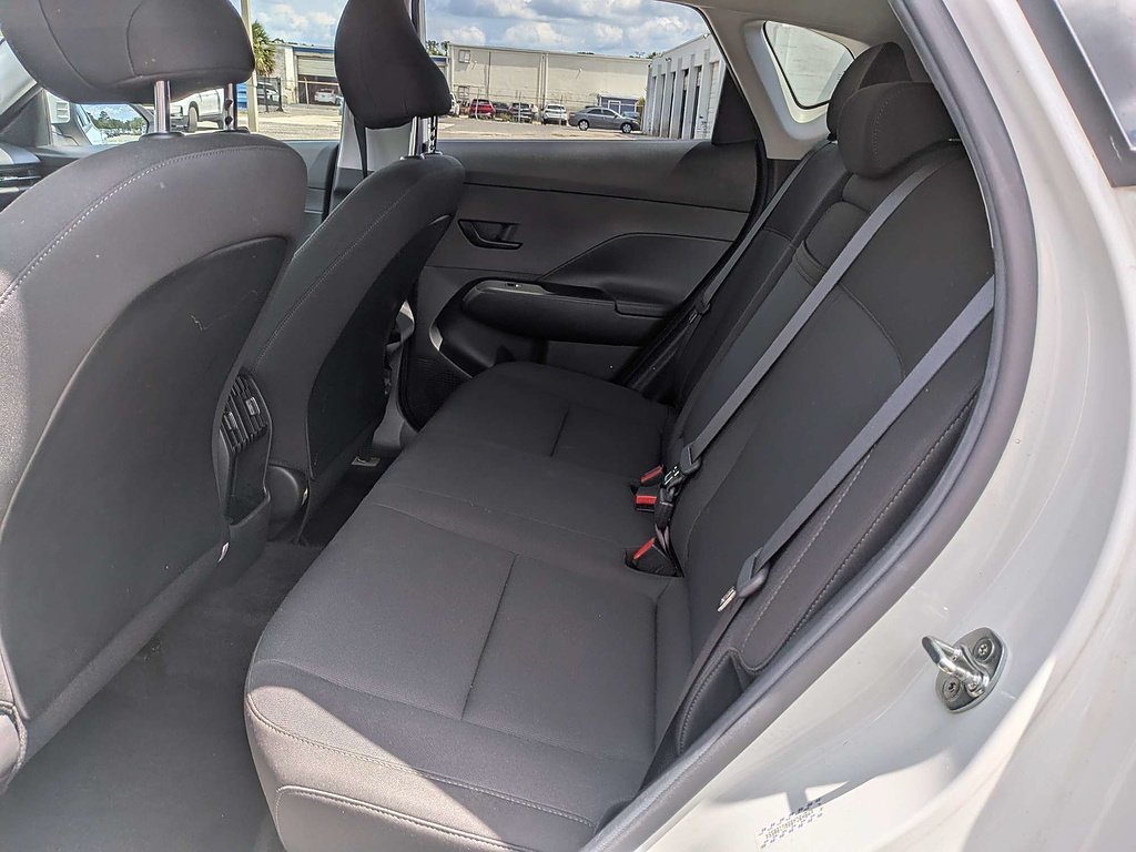 2024 Hyundai Kona SEL - Photo 12