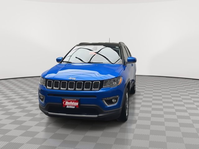 Used 2019 Laser Blue Pearlcoat Jeep Limited image 32