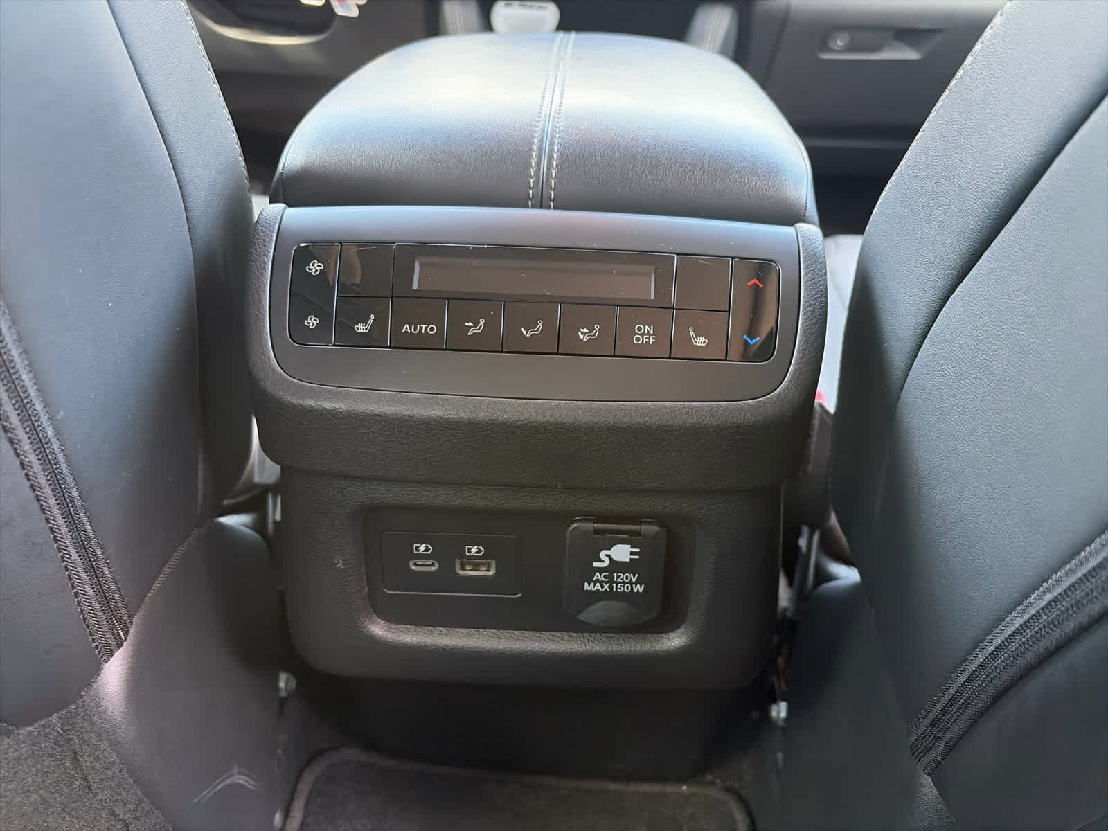 Certified Used 2024 Super Black Nissan Platinum image 22
