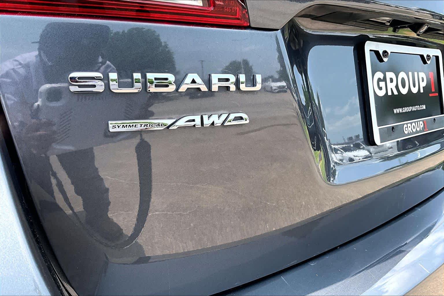 Used 2018 Magnetite Gray Metallic Subaru Premium image 10