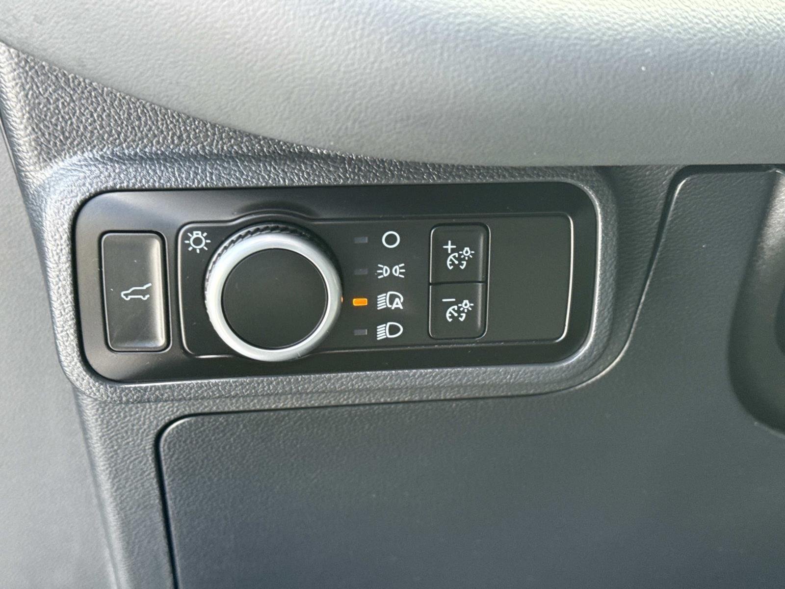 Used 2025 Agate Black Ford Active image 20