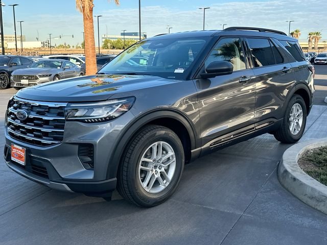 New 2026 Carbonized Gray Metallic Ford Active image 3