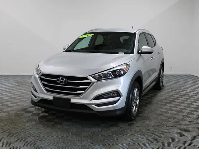 Used 2017 Hyundai Tucson SE with VIN KM8J3CA41HU348842 for sale in North Olmsted, OH