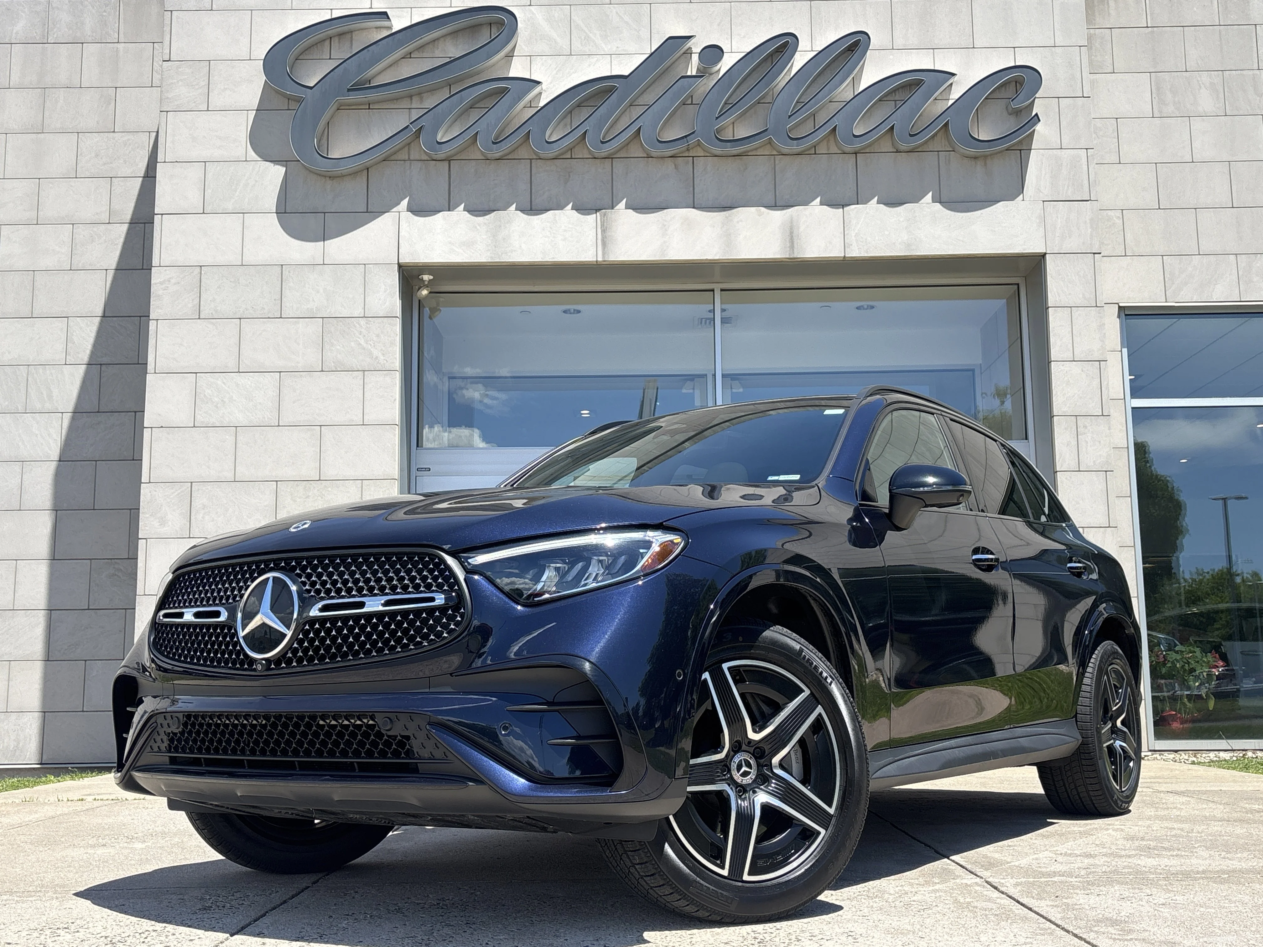 Used 2023 Black Mercedes-Benz GLC 300 image 11